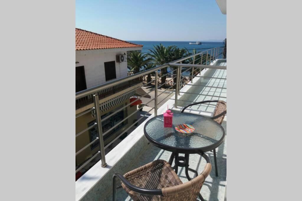 Zefis Appartment Ouranoupoli Buitenkant foto